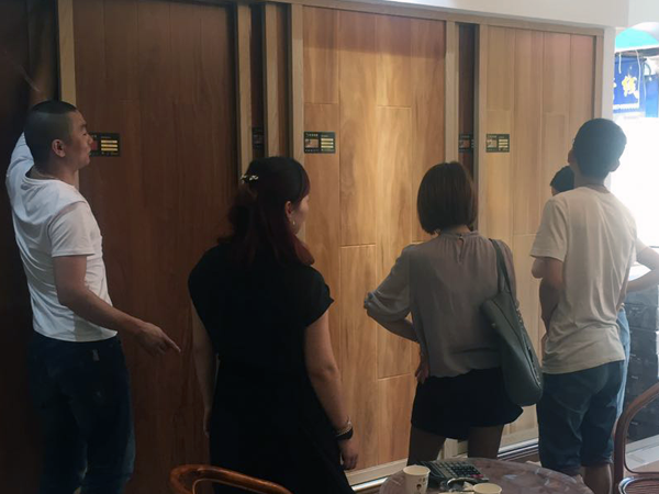 湖南長沙歐派地板加盟店